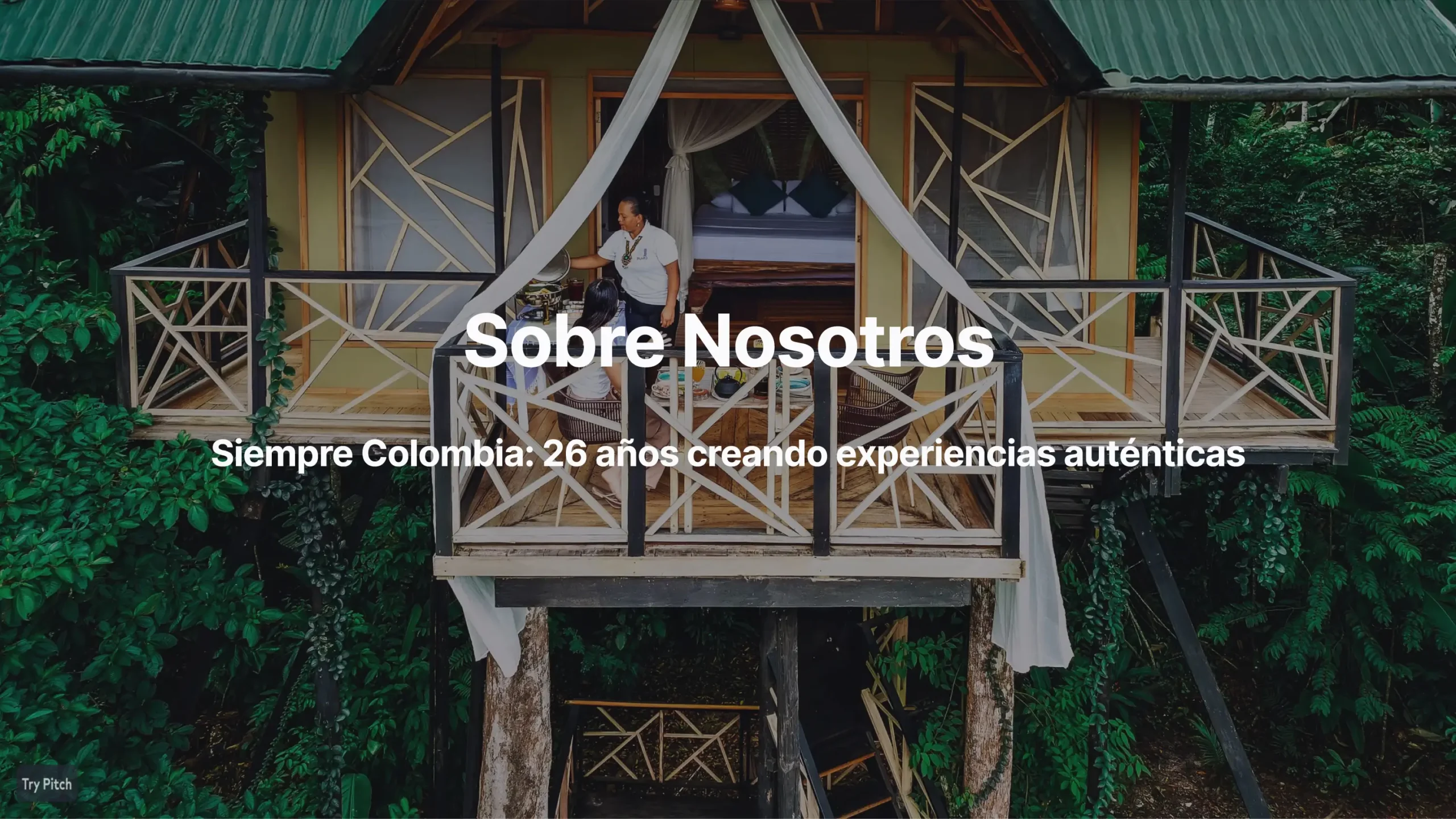 Hotel de lujo en el Amazonas Burú Nature Hotel en Leticia, Colombia, mostrando suites exclusivas en la selva y tours fluviales premium con Siempre Colombia. Amazon luxury hotel Burú Nature Hotel in Leticia, Colombia, featuring exclusive jungle suites and premium river tours with Siempre Colombia.